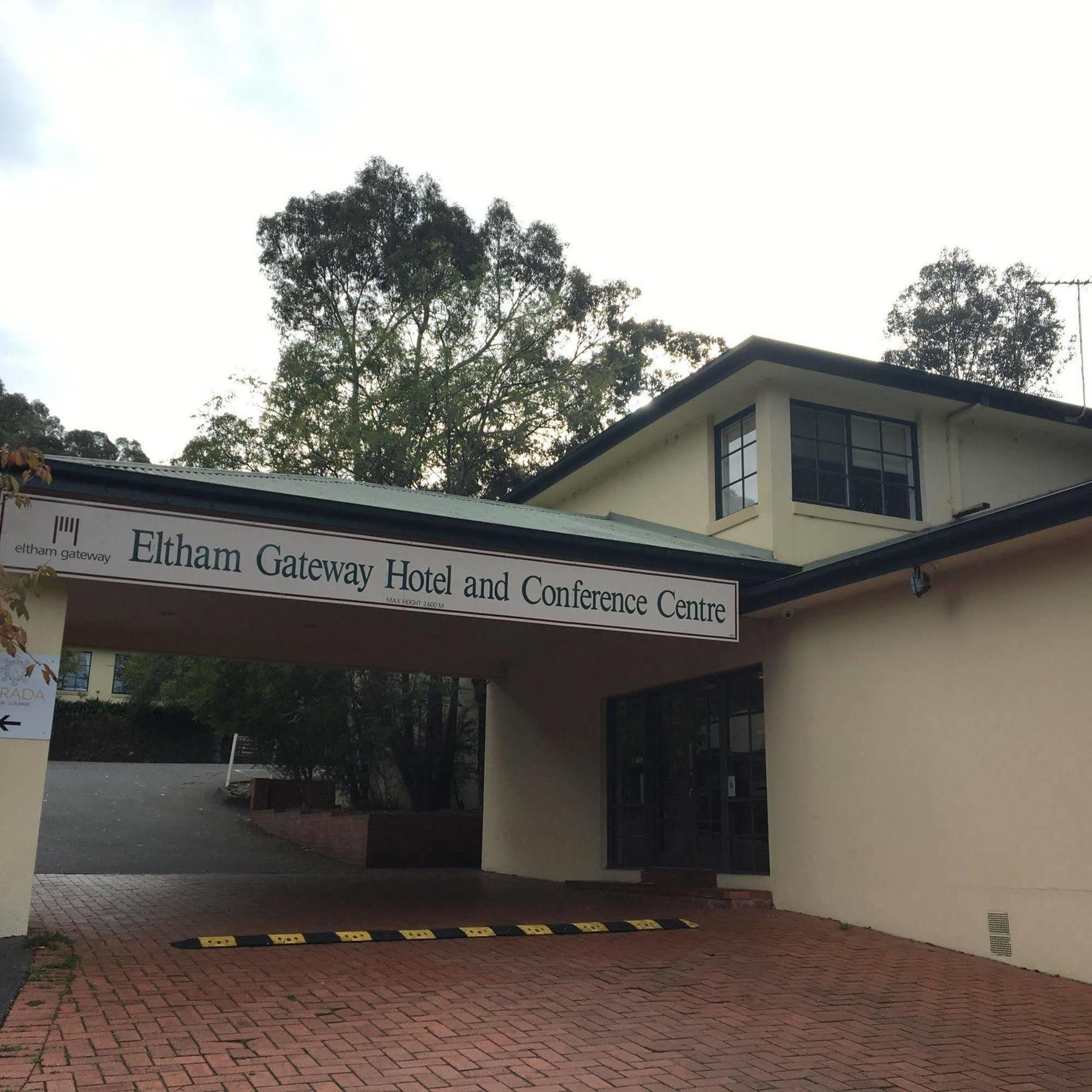 エルタム ゲタウェイ ホテル Eltham エクステリア 写真